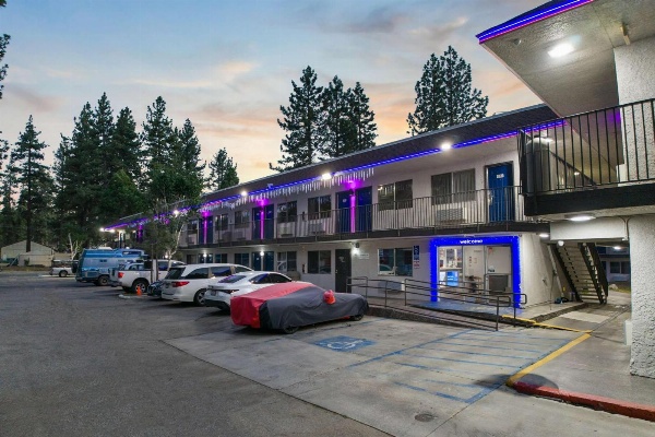 Motel 6 Big Bear Main image